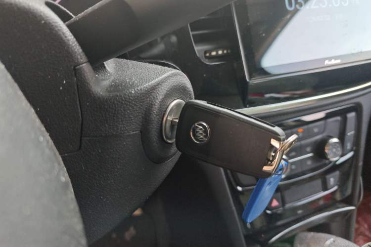 Used Buick Encore 2017 18T Automatic Two-Wheel Drive Urban Leading Model