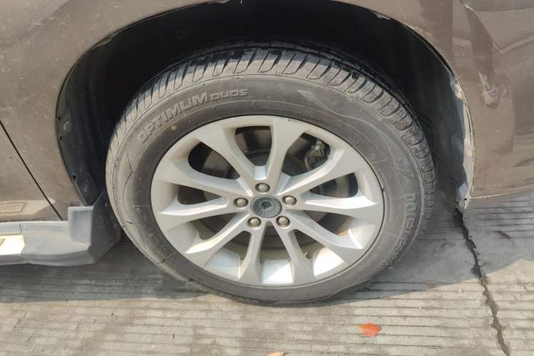 Used Haval H2 2016 Red-Label 1.5T Manual Two-Wheel Drive Luxury Model Right Front Wheel Hub