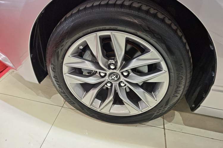 Used Toyota Avalon 2021 2.5L Luxury Edition
