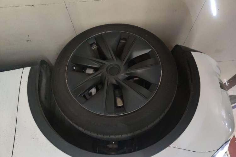 Used Tesla Model Y 2024 Rear-Wheel-Drive Version
