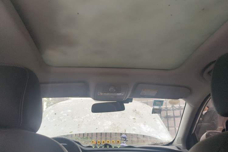 Used Roewe RX5 2018 20T Two-Wheel Drive Automatic Internet Smart Edition