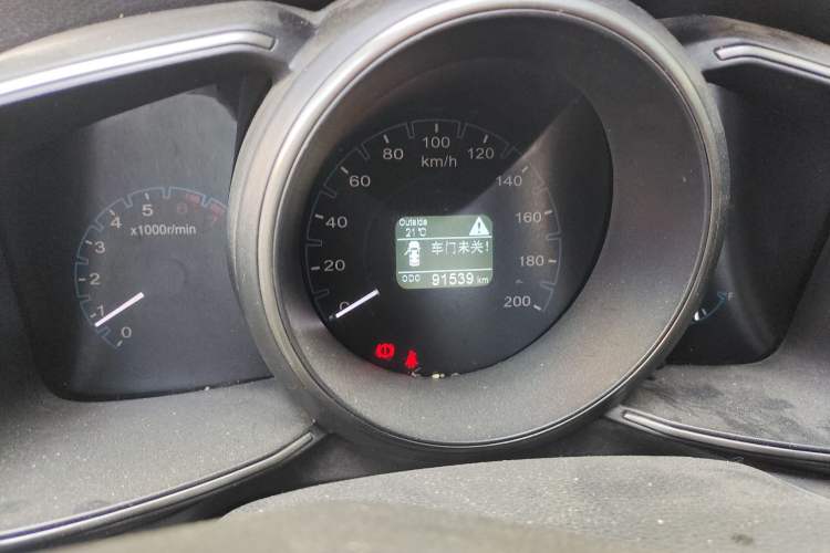 Used CHANGAN OSHAN CX70 2017 Facelifted CX70T 1.5T Manual High-Performance Edition
