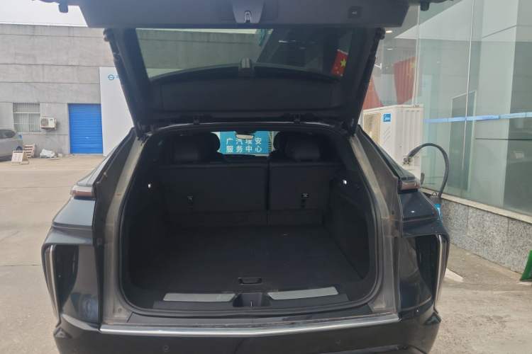 Used Cadillac LYRIQ 2022 Rear-Drive Long-Range Luxury Edition
