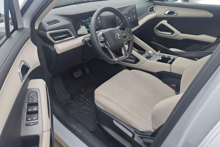 Used BYD Yuan UP 2024 401KM Leading Edition Driver Seat