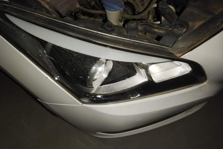 Used Hyundai Mistra 2014 1.8L Automatic Smart GLS
