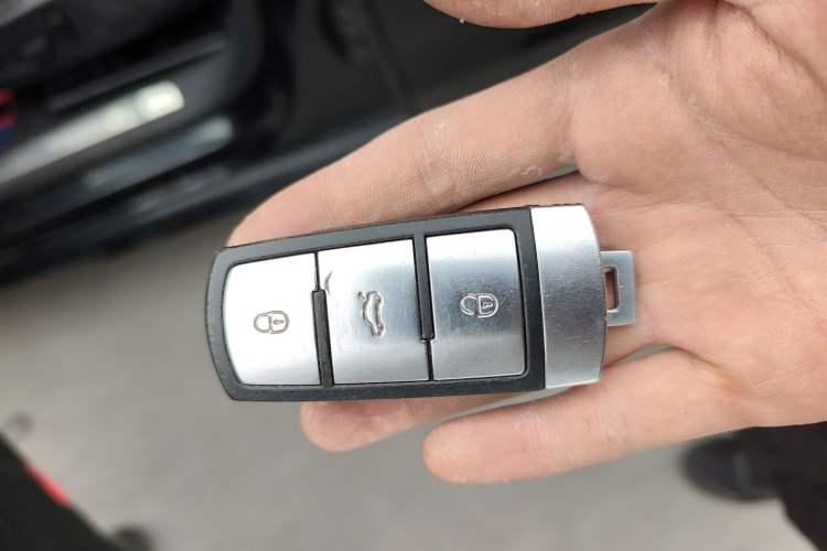 Used Volkswagen Magotan 2015 Revised 1.8TSI Prestige Version
