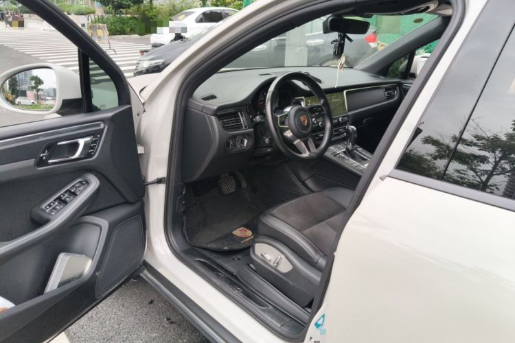 Used Porsche Macan 2018 Macan 2.0T Driver Seat