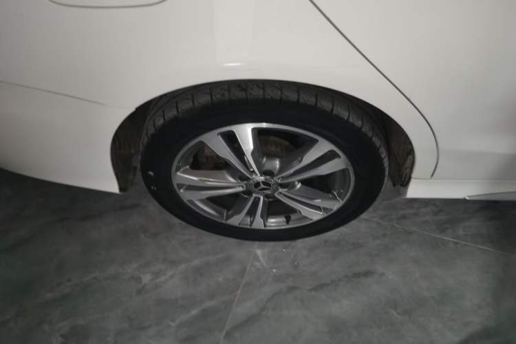 Used Mercedes-Benz C-Class 2017 Facelift C 200 L Sport Edition