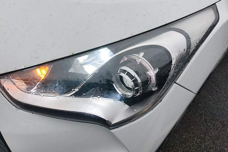 Used Hyundai Veloster 2012 1.6T Automatic Luxury Edition