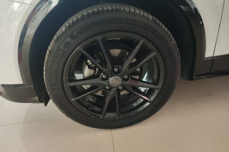 Used Audi Q2L 2021 35 TFSI Progressive Dynamic Edition
