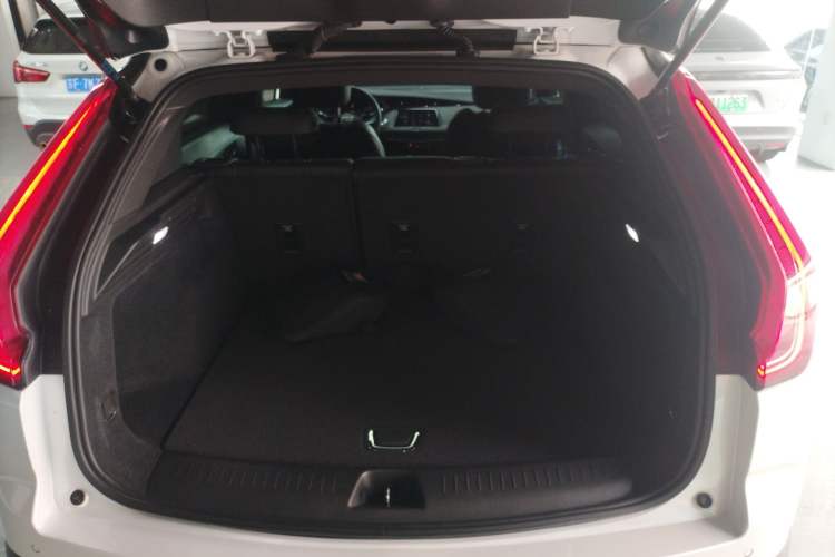 Used Cadillac XT4 2022 28T Two-Wheel Drive Fashion Edition Trunk