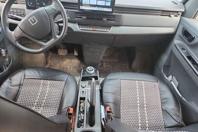 Used Farizon Xingxiang V 2024 Star Enjoy V6E Feature Edition Zhixin 46.08 kWh