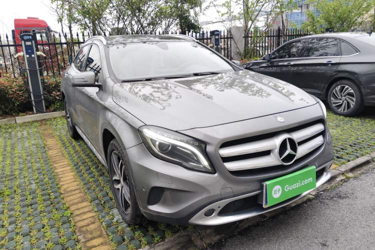 Used Mercedes-Benz GLA 2016 GLA 200 Fashion Model Exterior 1