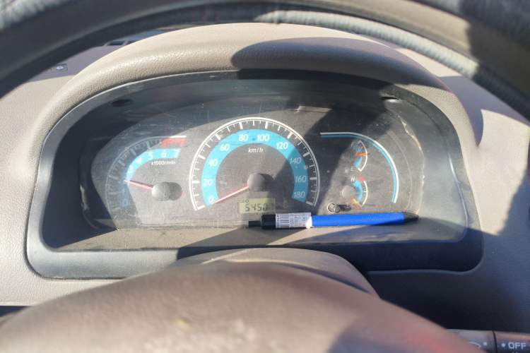 Used FAW Jiabao V70 2011 1.0L Standard Edition DA465QA
