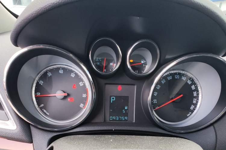 Used Buick Encore 2014 1.4T Automatic Two-Wheel Drive Urban Leading Model
