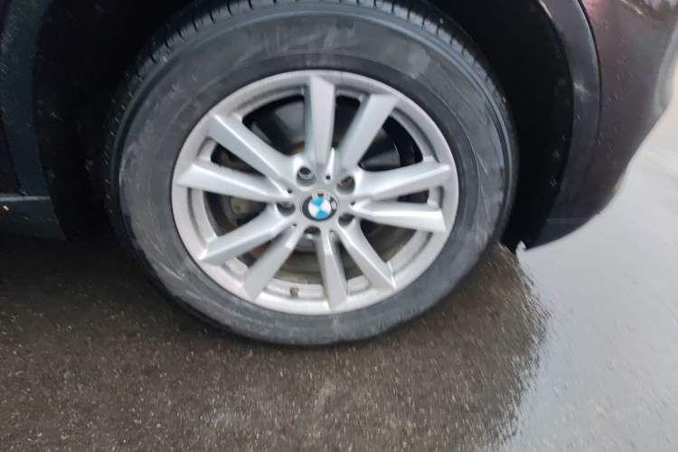 Used BMW X5 2015 xDrive28i
