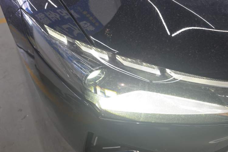 Used XPeng P5 2023 Smart Drive Edition Right Front Headlight