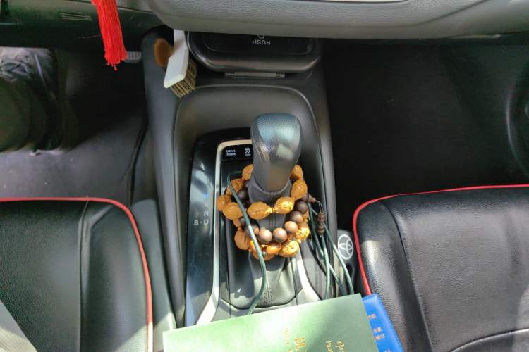 Used Toyota Levin 2022 Dual-Motor 1.8H E-CVT Leading Edition Gear Lever