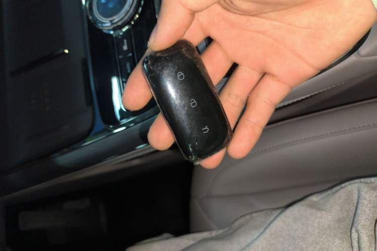 Used Geely Galaxy 8 2025 130km EM-P Starship Edition
