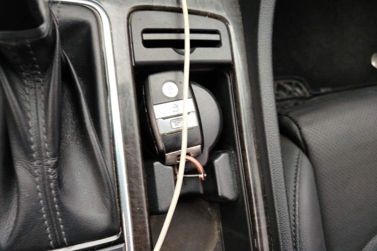 Used Kia K5 2016 2.0L Automatic LUX Vehicle Key