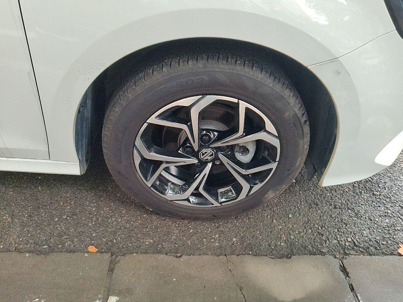 MG 5 MG 5 2023 Model 180 DVVT CVT Luxury Edition — снимка 8