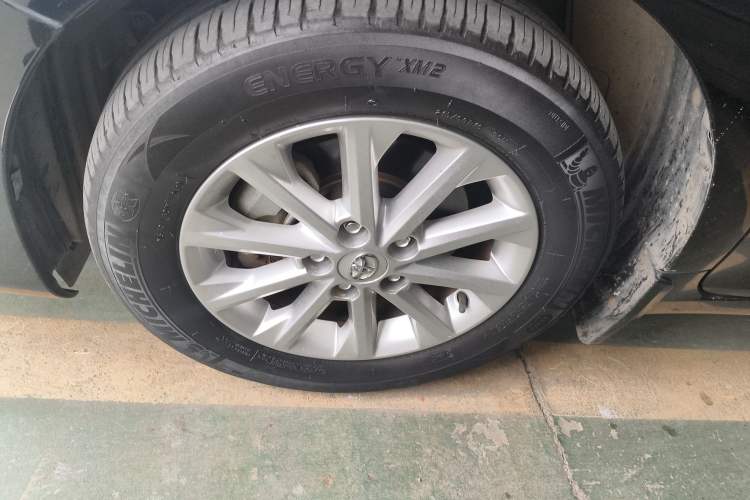 Used Toyota Camry 2015 Dual-Engine 2.5 HG Luxury Navigation Edition Exterior 1