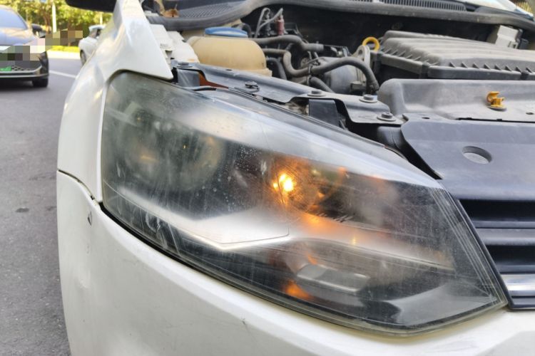 Used Volkswagen Polo 2016 1.4L Manual Fashion Model
