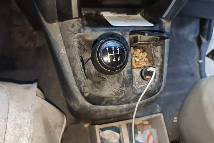 Used Jinbei Express 2017 2.0L Standard Version V19
