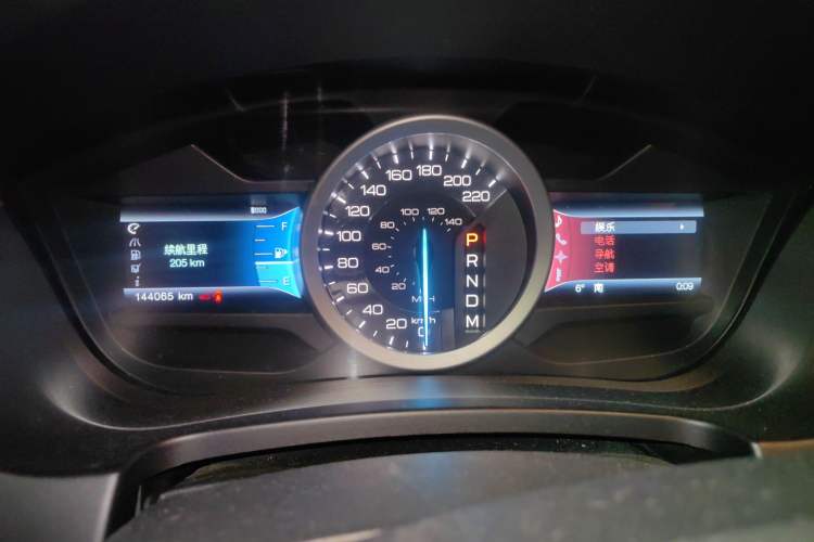 Used Ford Explorer 2013 3.5L Deluxe Model
