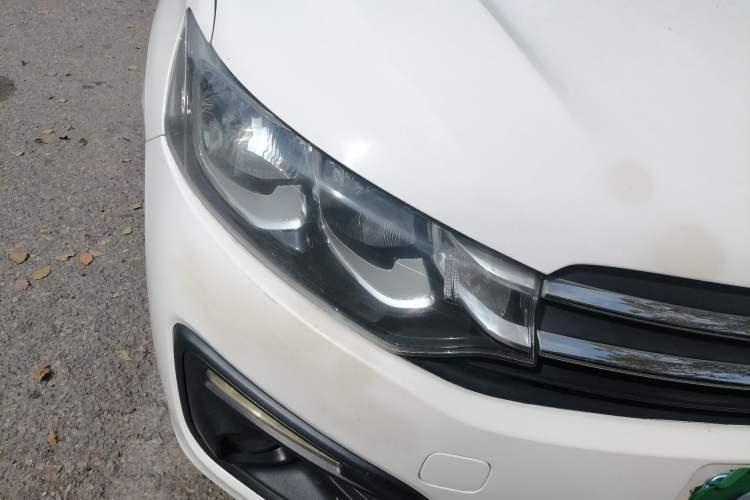 Used Citroen Elysee 2014 1.6L Manual Fashion Model CNG Right Front Headlight