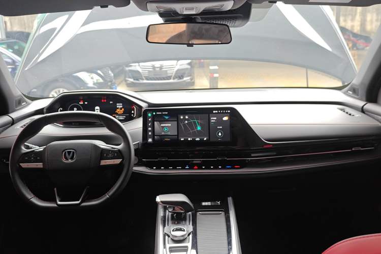 Used CHANGAN CS55PLUS 2024 3rd Generation 1.5T DCT Prestige Model Center Console