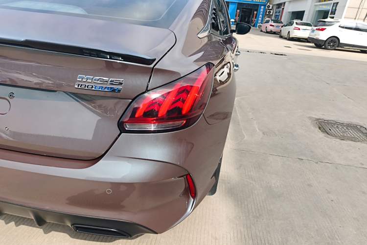 Used MG 5 2023 180 DVVT CVT Fashion Edition
