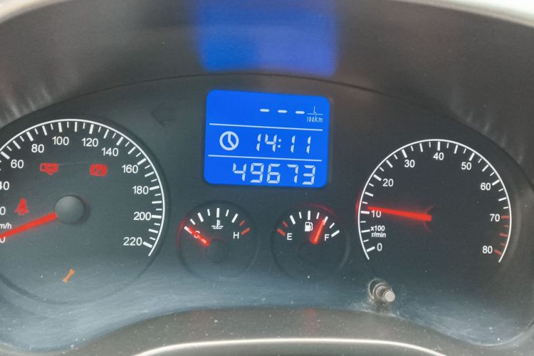 Used Chery Tiggo 3 2014 1.6L Manual Zhishang Edition Odometer Close Up