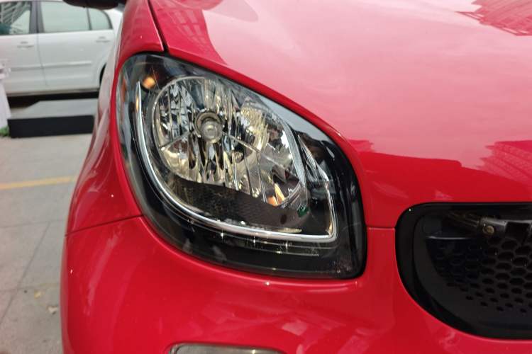 Used smart fortwo 2018 1.0L 52kW Hardtop Passion Edition China V Standard