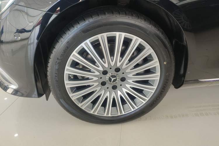 Used Mercedes-Benz E-Class 2021 E 300 L Luxury Model
