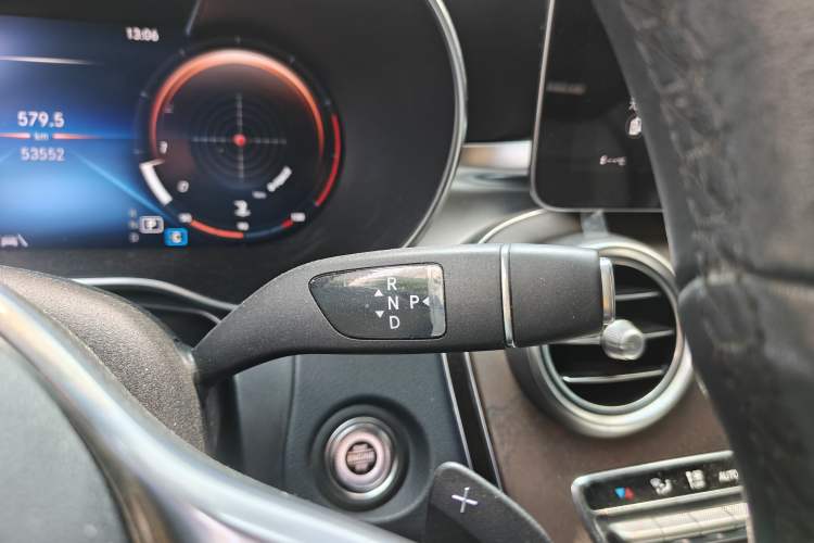 Used Mercedes-Benz GLC 2020 Facelift GLC 300 L 4MATIC Dynamic Edition Gear Lever