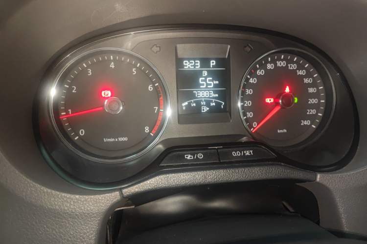 Used Volkswagen Polo 2014 1.6L Automatic Comfort Edition
