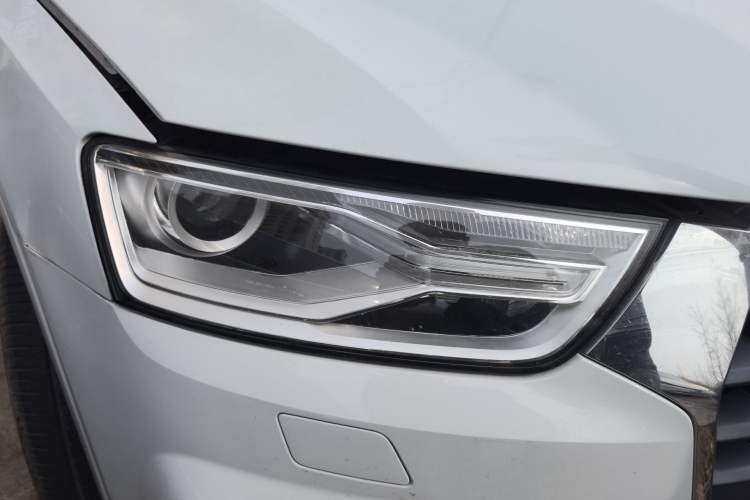 Used Audi Q3 2017 30 TFSI Fashion Model
