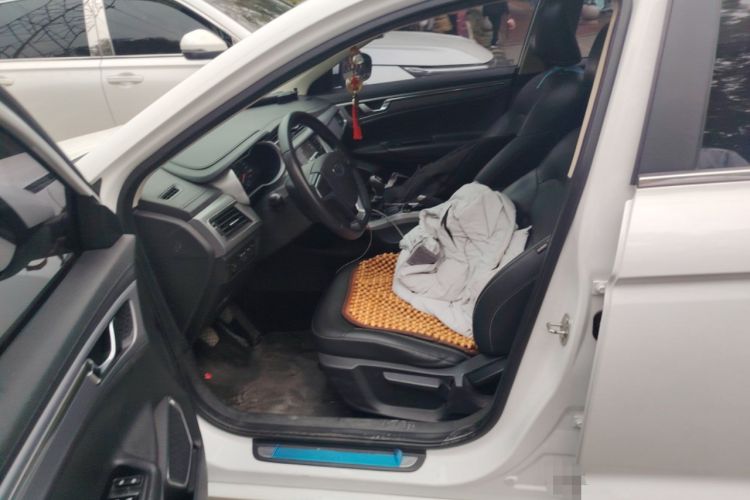 Used Geely Auto Emgrand GL 2018 1.8L Manual Elite Smart Connectivity Version Left Front Seat