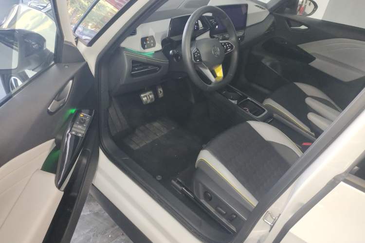 Used Volkswagen ID.3 2024 Intelligent Edition Driver Seat
