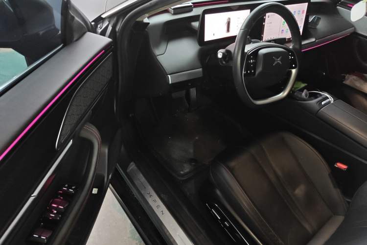 Used XPeng P7 2022 670N+ Driver Seat