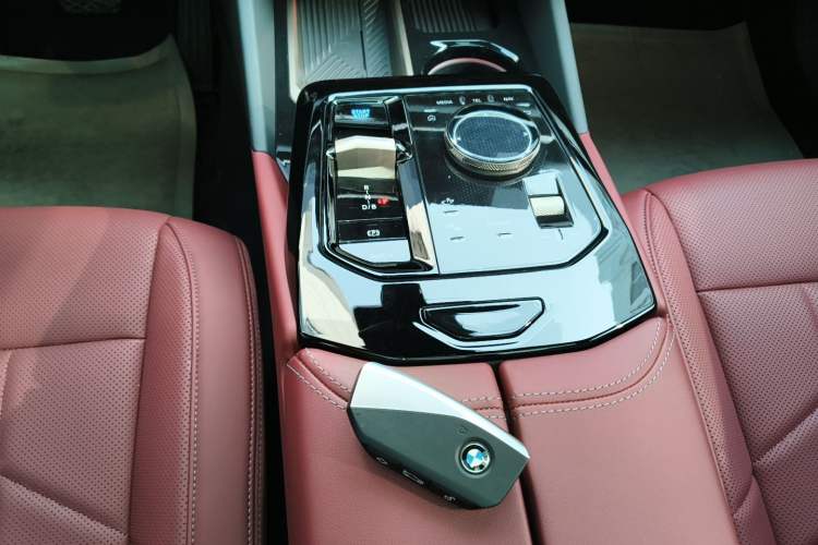 Used BMW i5 2024 eDrive 35L M Sport Package
