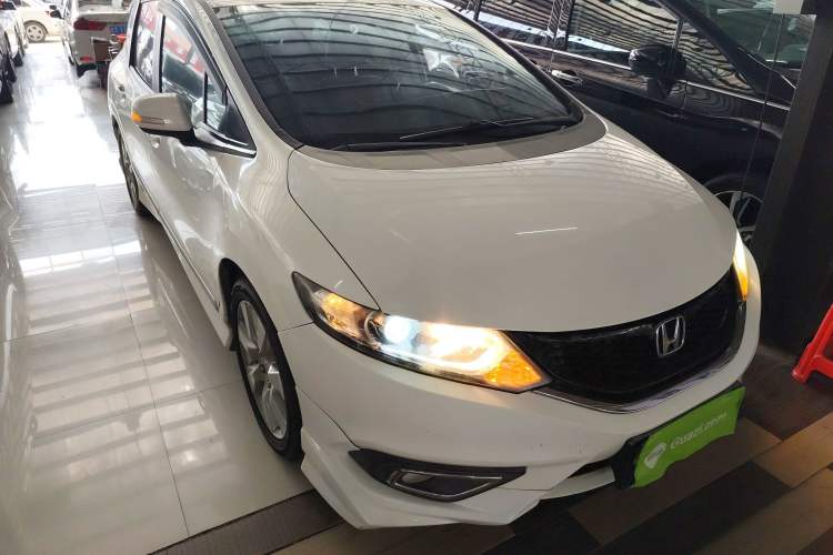 Used Honda Jade 2014 1.8L Automatic Comfort Elite Version 5 Seats

