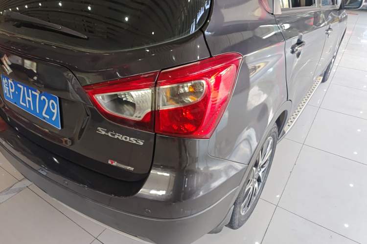 Used Suzuki S-Cross 2015 1.4T Automatic Two-Wheel Drive Prestige Model