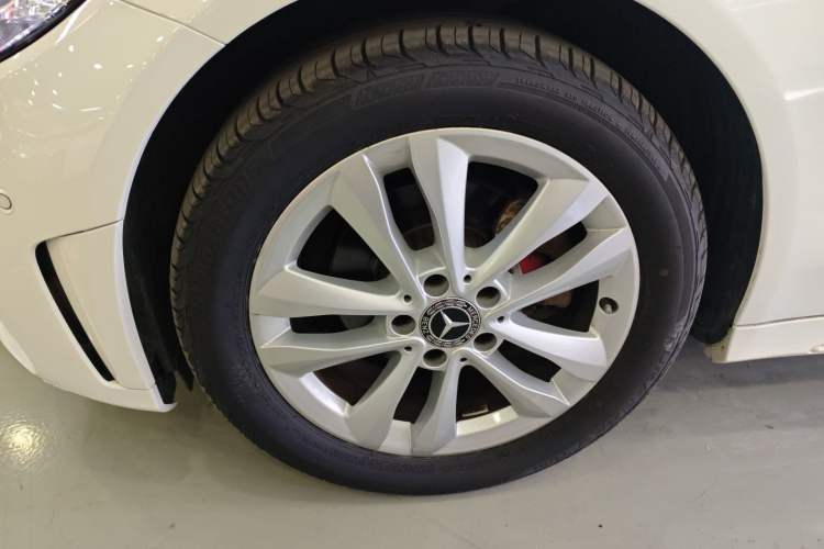 Used Mercedes-Benz C-Class (Import) 2020 C 200 station wagon
