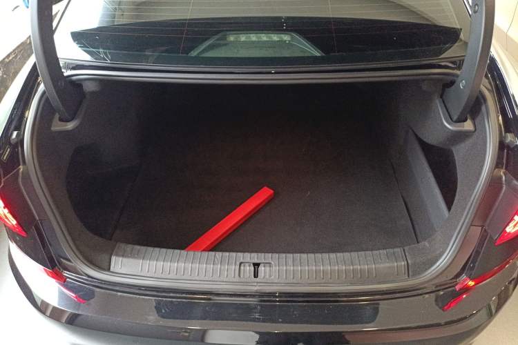 Used Volkswagen Passat 2023 330TSI Starry Luxury Edition
