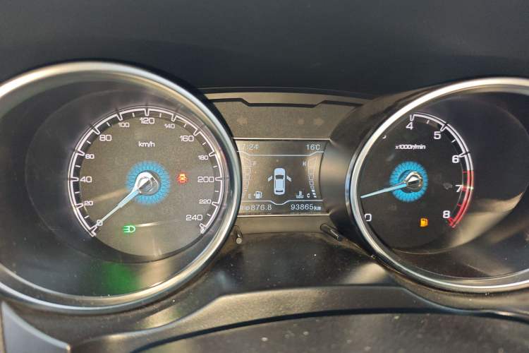 Used Zotye SR7 2016 1.5T Manual Cube Heart Edition China V Standard
