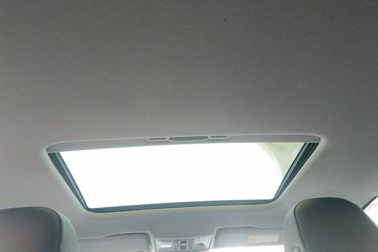 Used Volkswagen Lavida 2024 1.5L Automatic 5 Million Edition Headliner