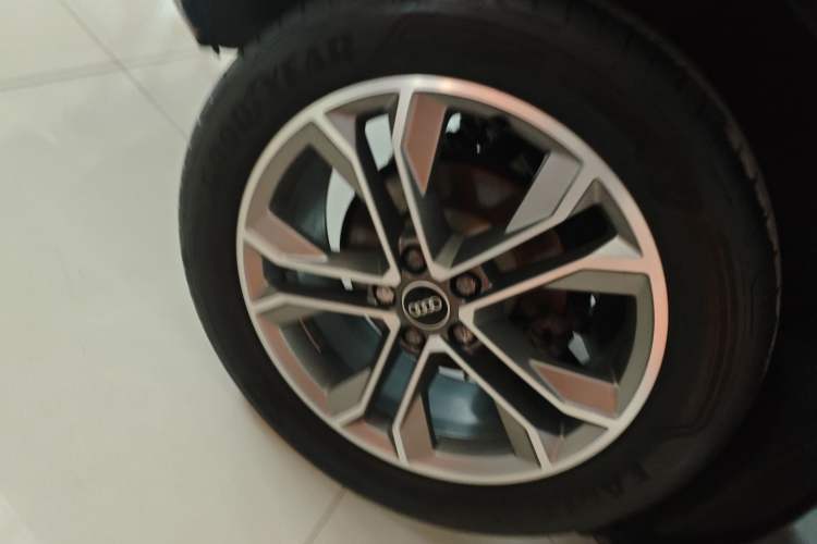 Used Audi Q3 2022 40 TFSI Fashion Dynamic Model