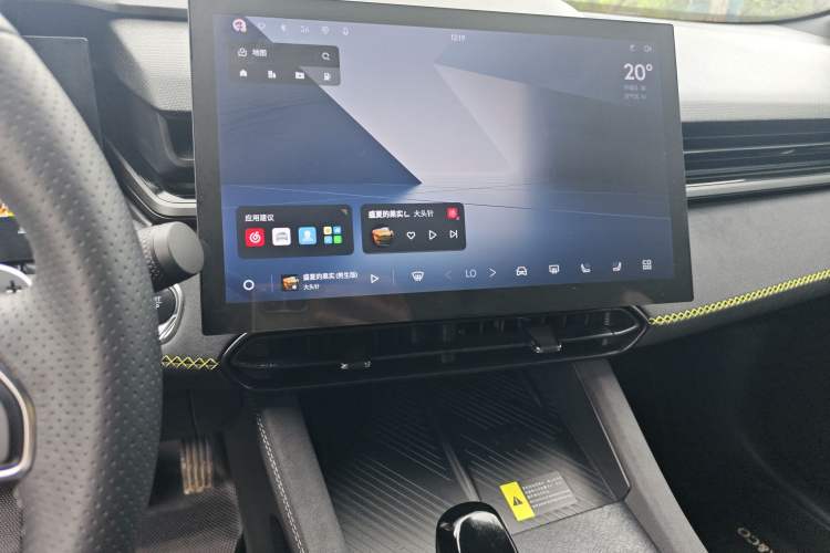 Used Lynk & Co 03 2023 2.0TD DCT H-Power Halo Audio And AC Panel